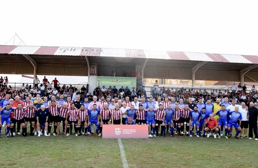 Totana se vuelca con la Asociacin de Enfermos de ELA de la Regin de Murcia
